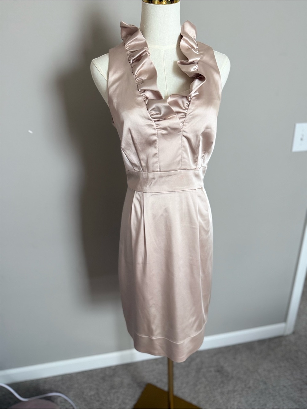 Taylor Blush Champagne Satin Ruffle Neck Sheath Cocktail Dress Size 10